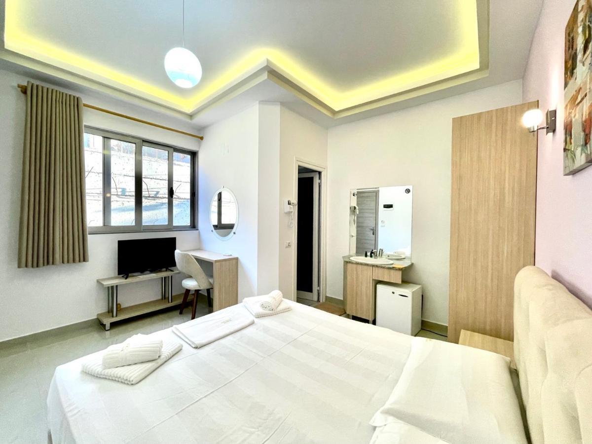 The City Gate Hotel Sarande Ngoại thất bức ảnh