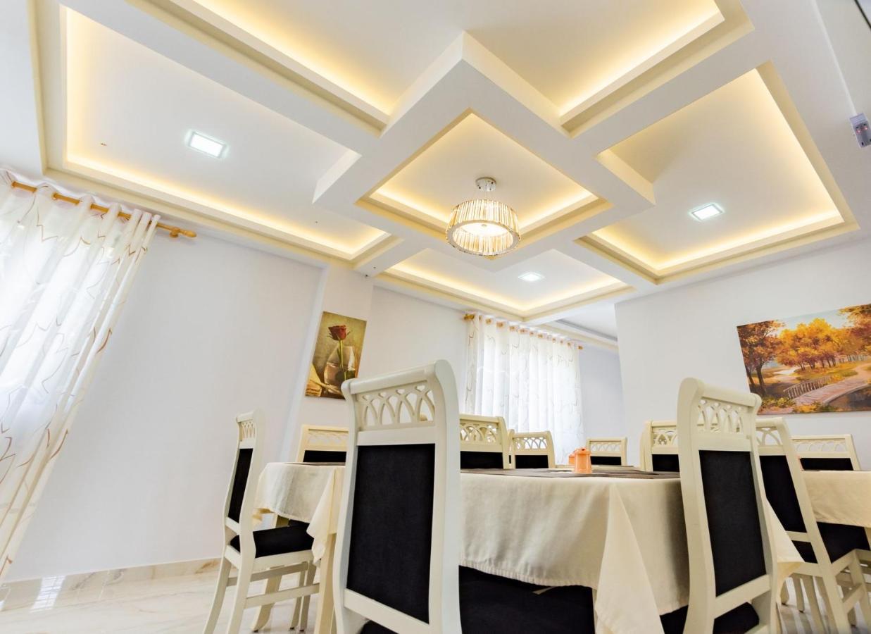 The City Gate Hotel Sarande Ngoại thất bức ảnh