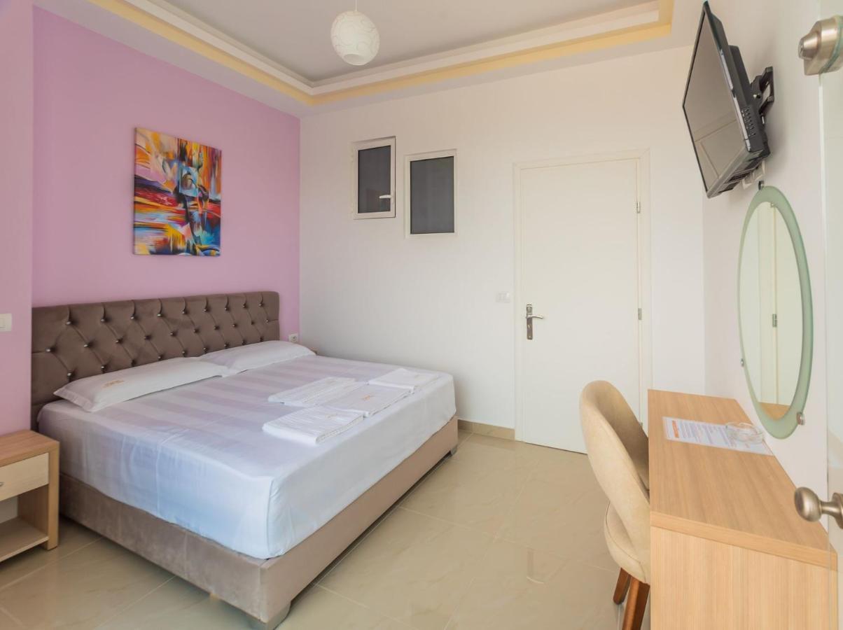 The City Gate Hotel Sarande Ngoại thất bức ảnh