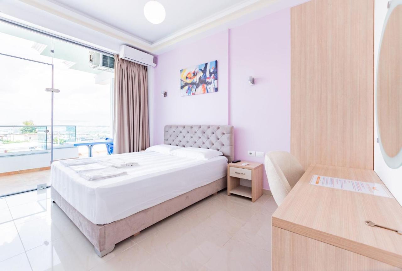 The City Gate Hotel Sarande Ngoại thất bức ảnh